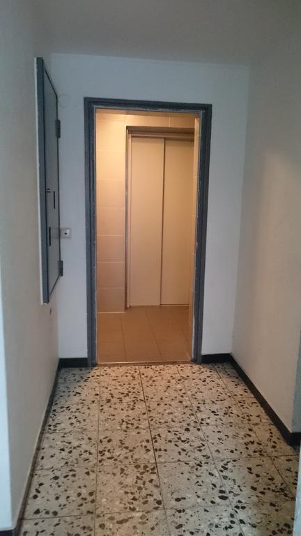 Sonniges Modernes Appartement Hoehenberg Koln Bagian luar foto