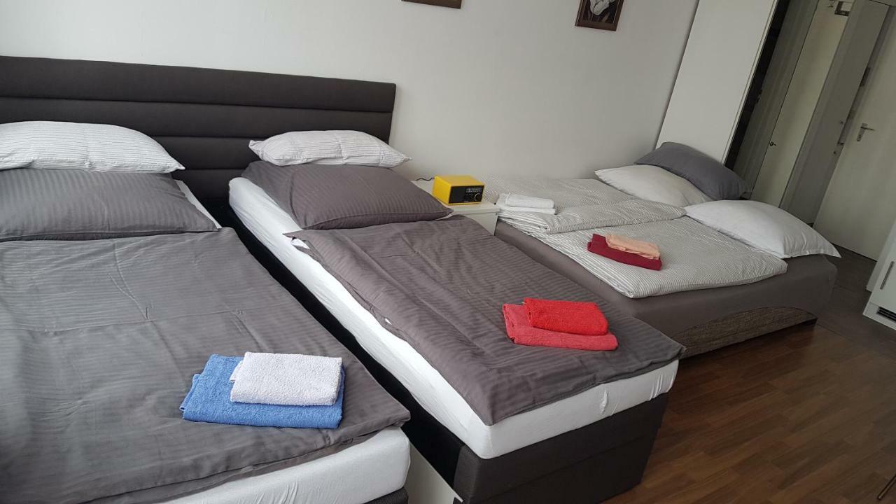 Sonniges Modernes Appartement Hoehenberg Koln Bagian luar foto