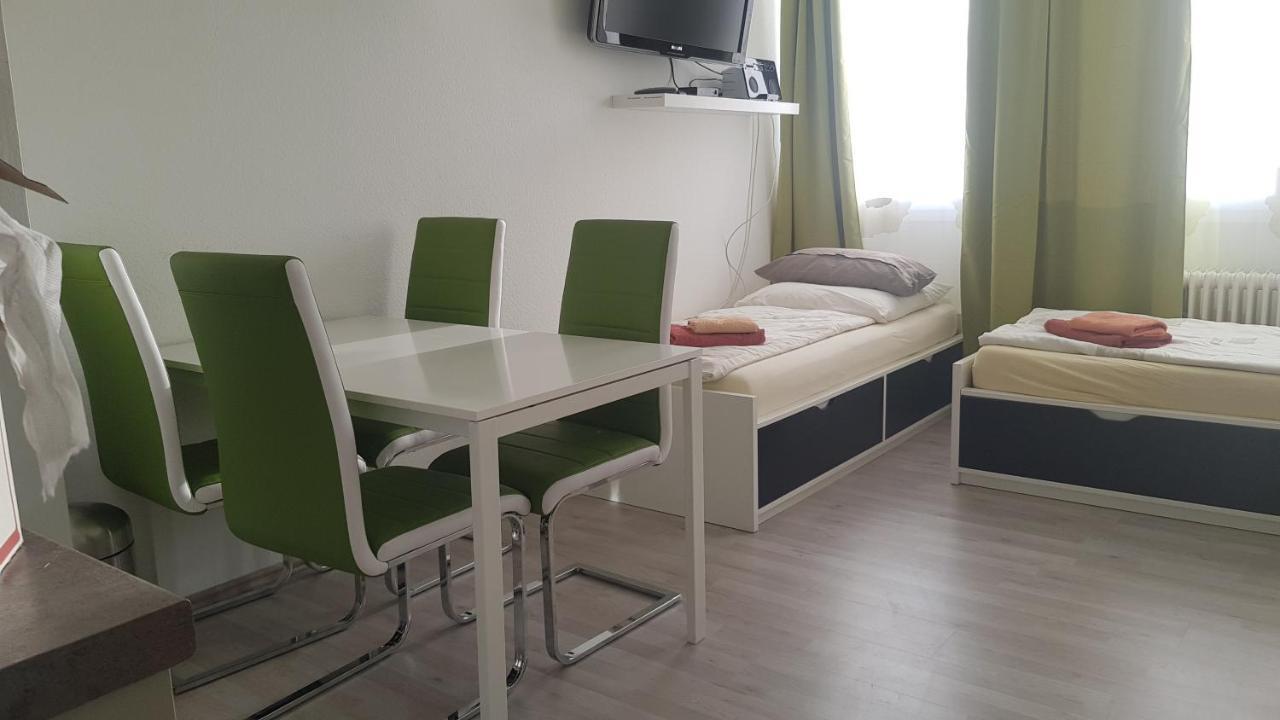 Sonniges Modernes Appartement Hoehenberg Koln Bagian luar foto